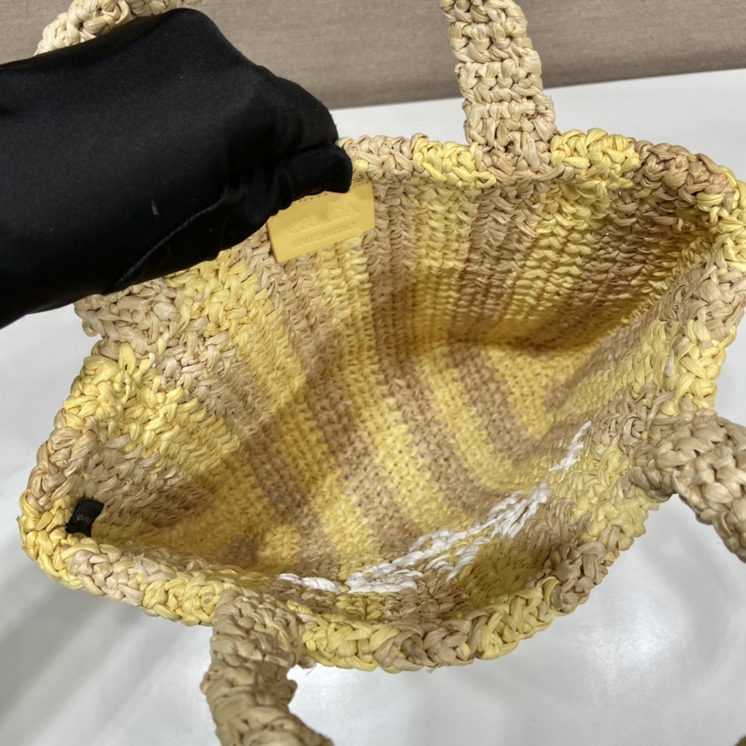 Prada_1BG422_Tote-24_24_